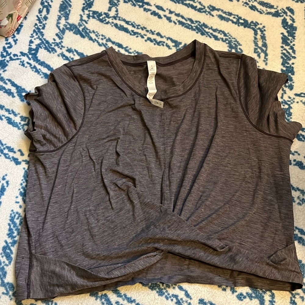 Lulu lemon crop top